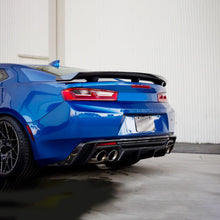 Load image into Gallery viewer, Spoiler Compatibility with 2016-2023 Camaro LS LT1 LT SS RS ZL1 Style Rear High Wing Trunk Lid - front detail view